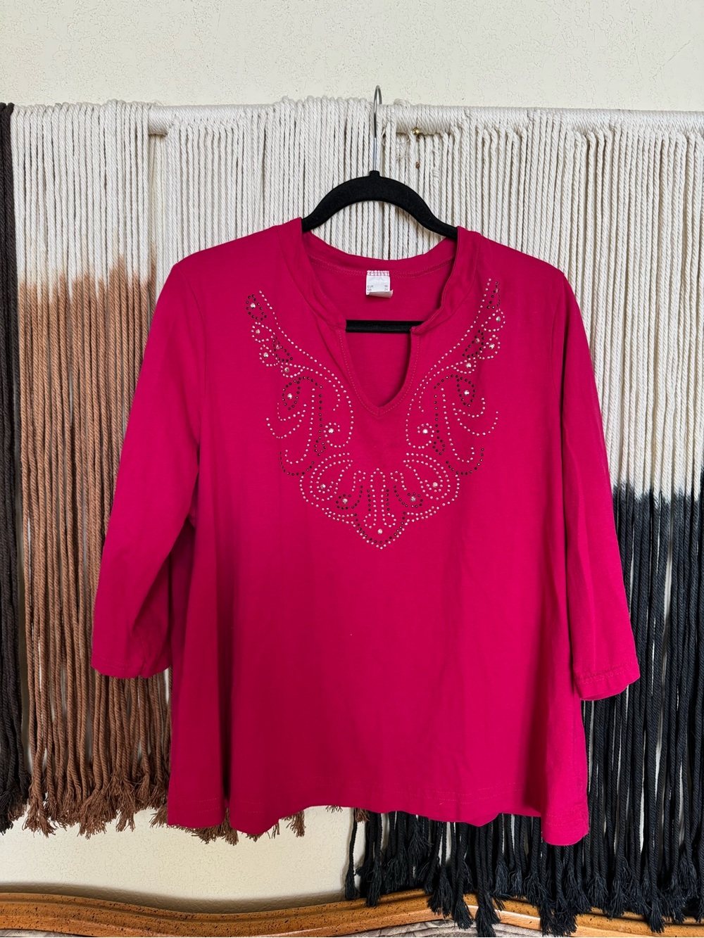 Pink 3/4 sleeve rhinestone top
